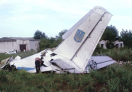 Украинский самолет Ан-26 сбитый ополченцами ЛНР.